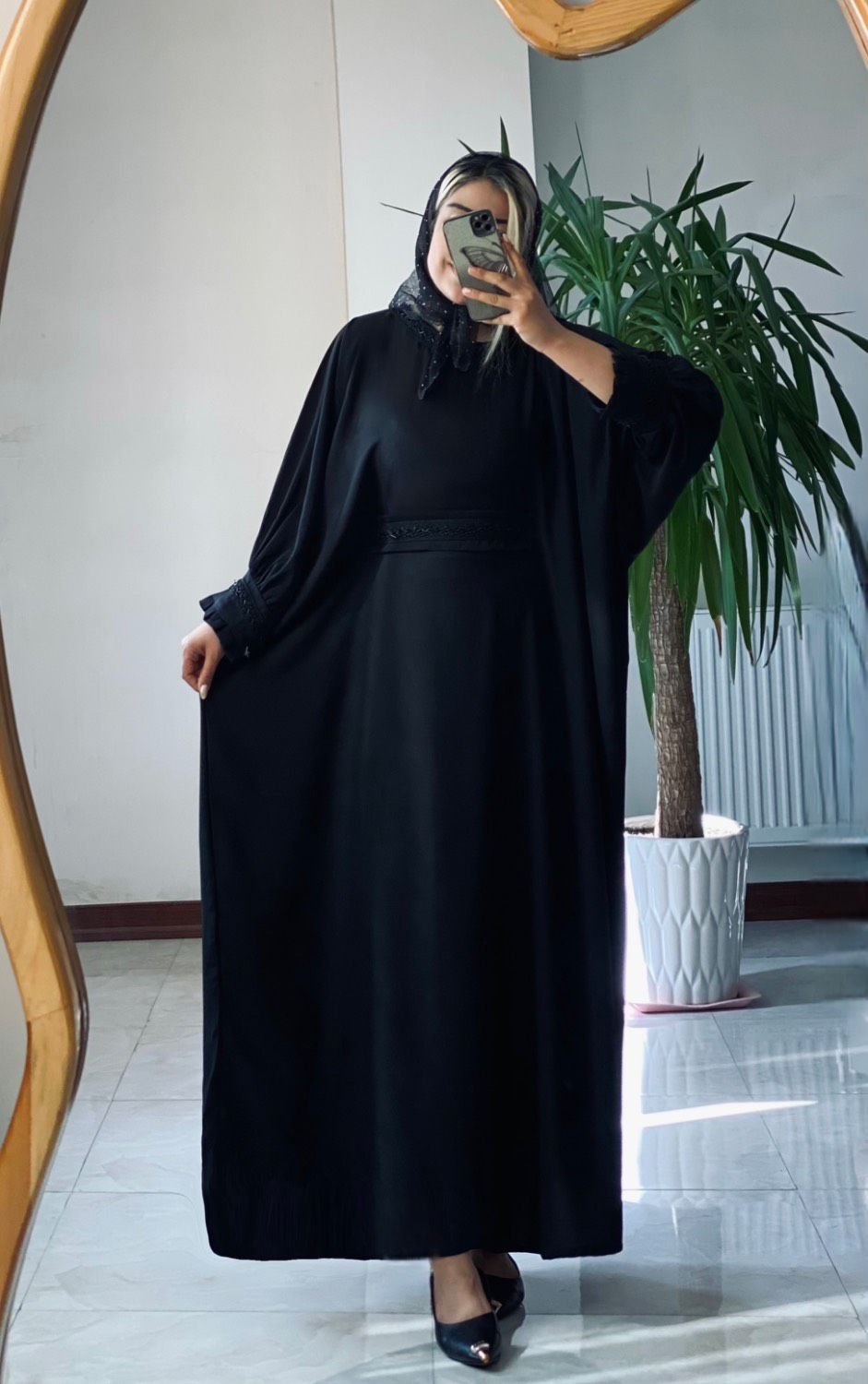 عبایی استین پِلیسه راحیل مجلسی سایز بزرگ